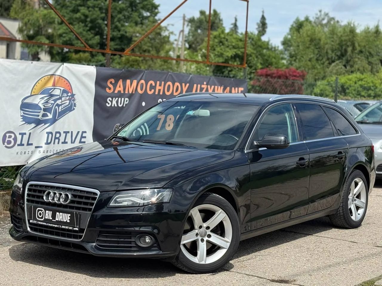 Audi A4 B8 — 1/16